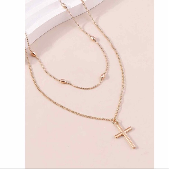CROSS CHARM LAYERED NECKLACE - GOLD - Picture 3 of 4